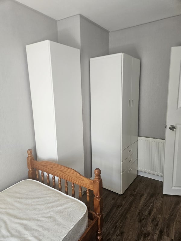 Room Sterte Close in Poole
