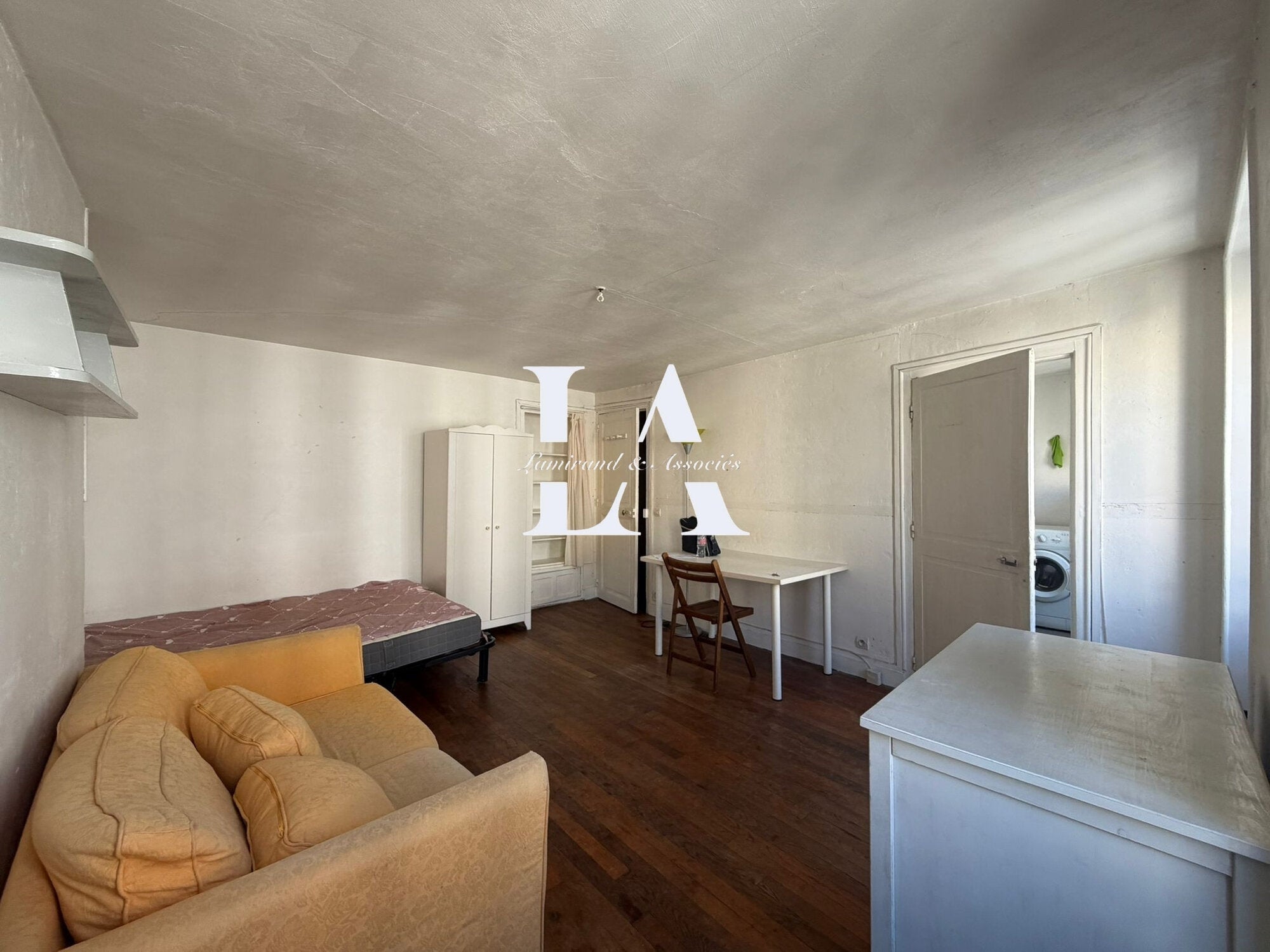 Flat Rue Lecourbe in Paris