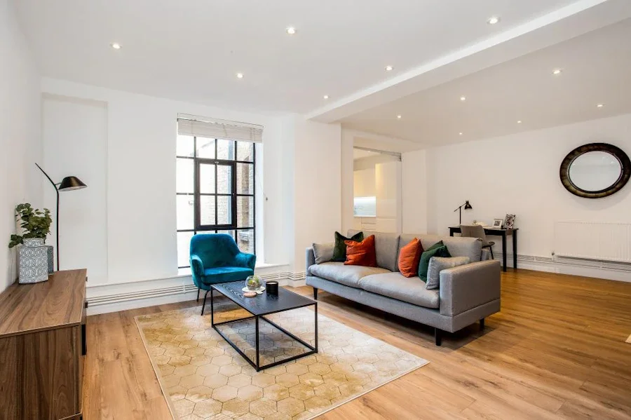 Flat Tyssen Street in London