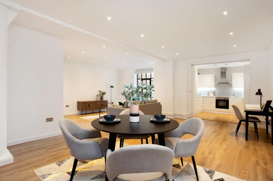 Flat Tyssen Street in London