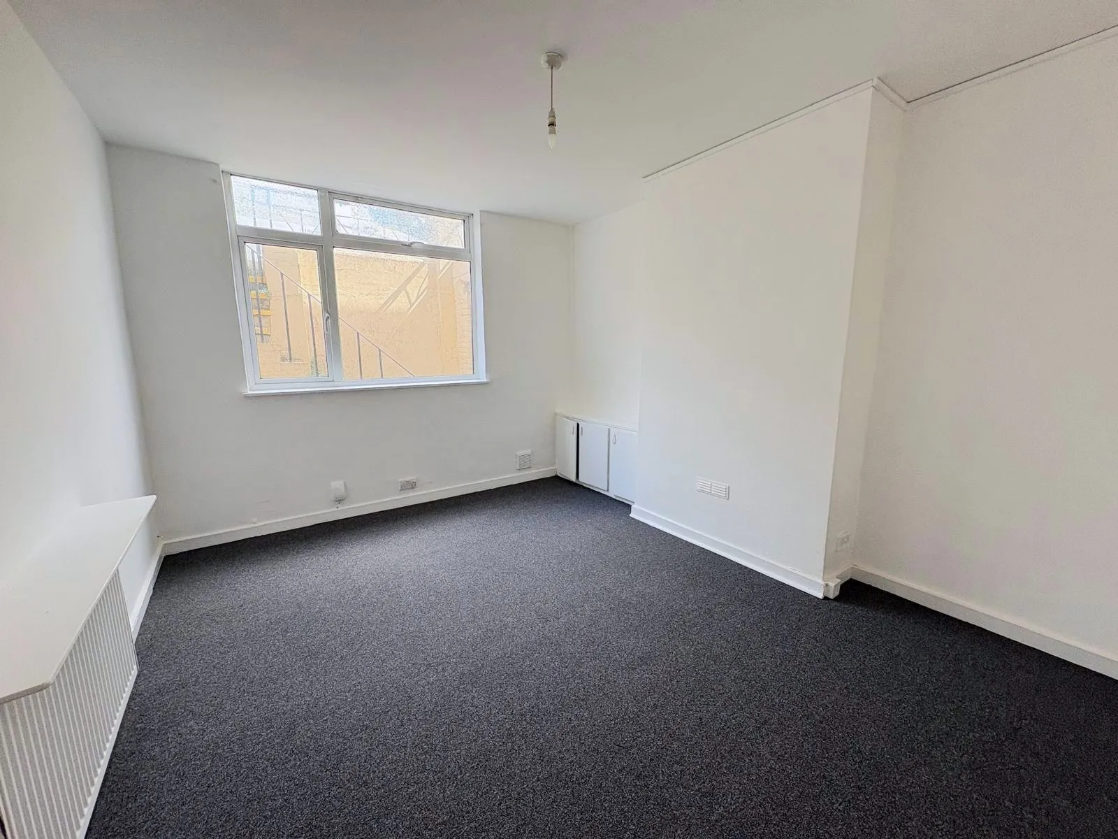 Flat Charlton Street in Maidstone