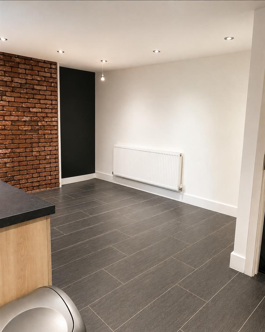Flat Chippenham Road in City of Westminster