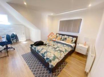 House Hendon Way in Greater London