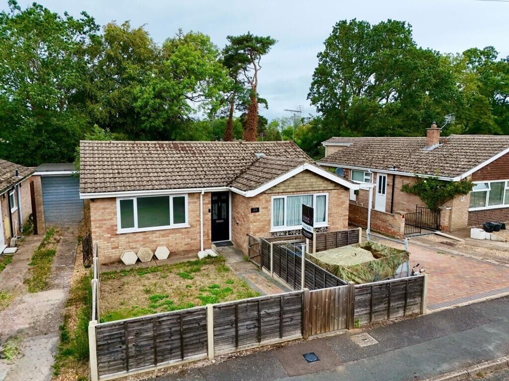 House Woodcutters Way in West Suffolk
