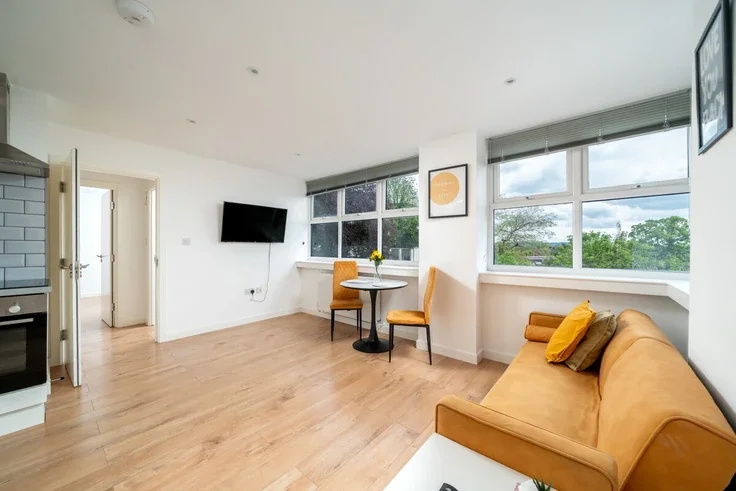 Flat Friarage Road in Aylesbury