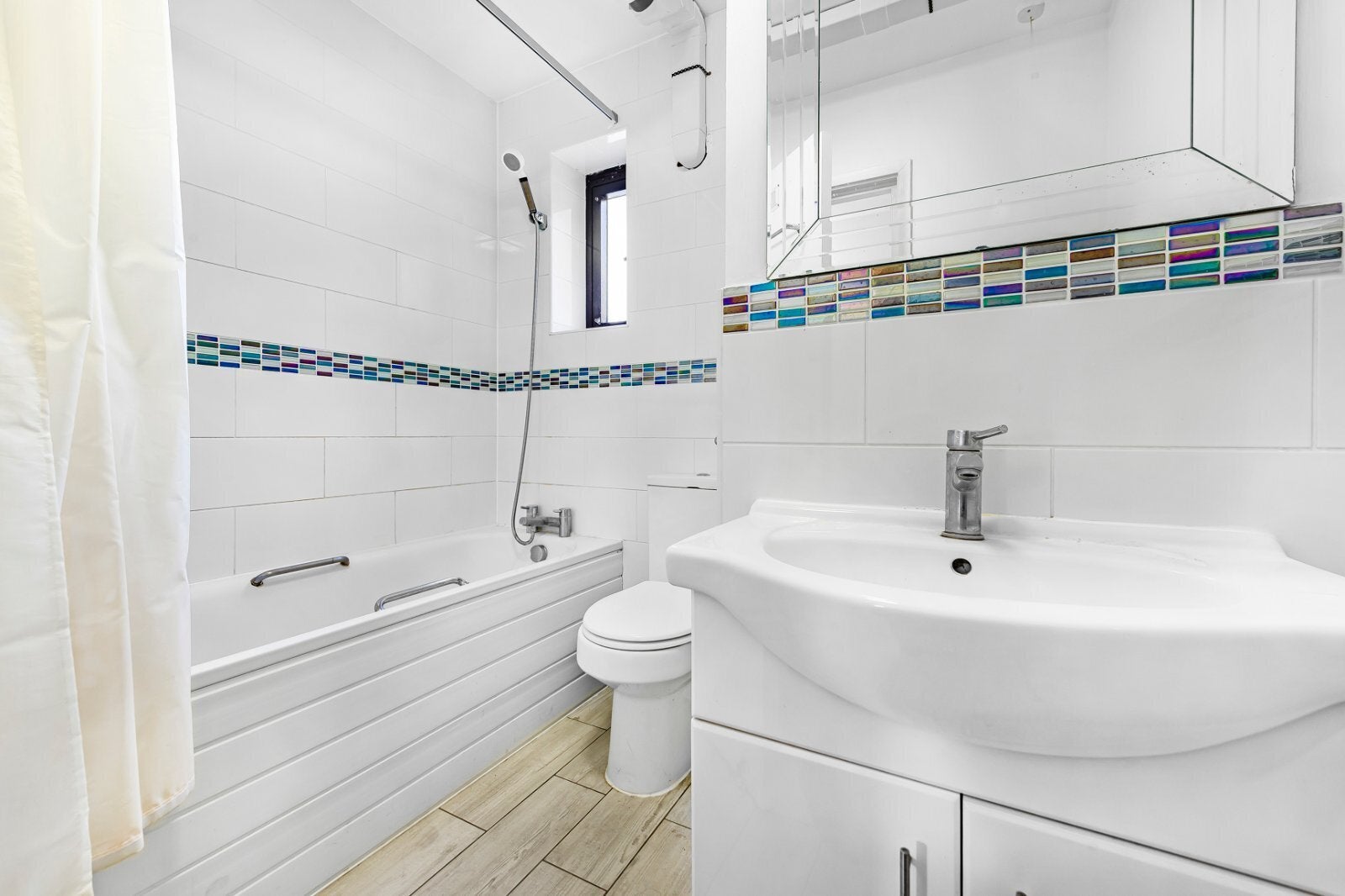 Flat Greville Street in Greater London