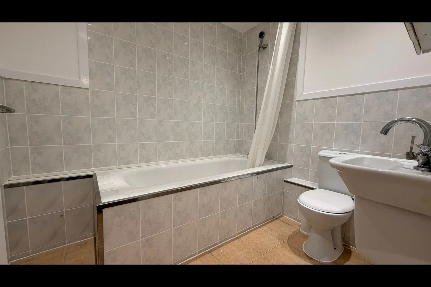 Flat North End in Greater London