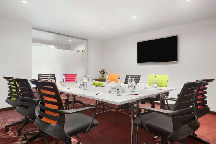 Room M1 in Milton Keynes
