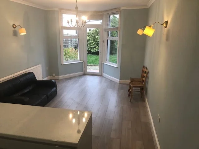 Flat St Asaph Road in Greater London