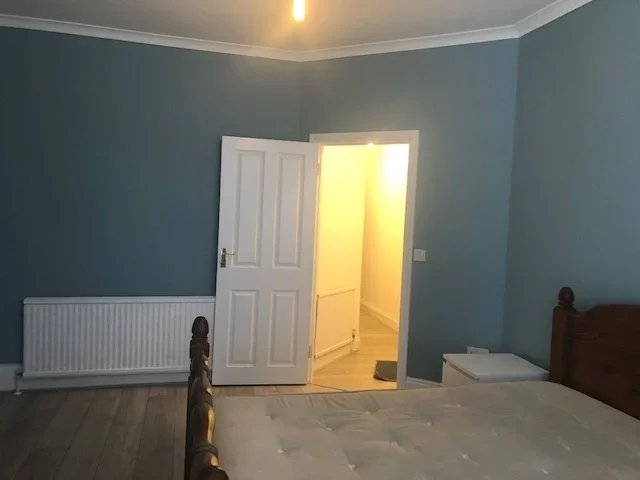Flat St Asaph Road in Greater London
