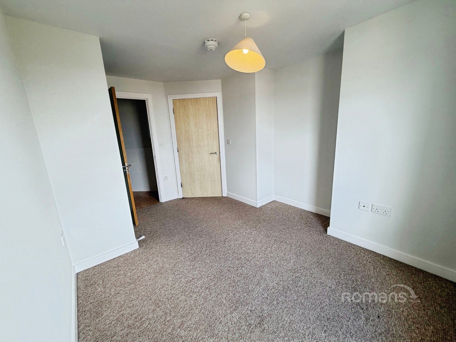 Flat Winterthur Way in Basingstoke and Deane