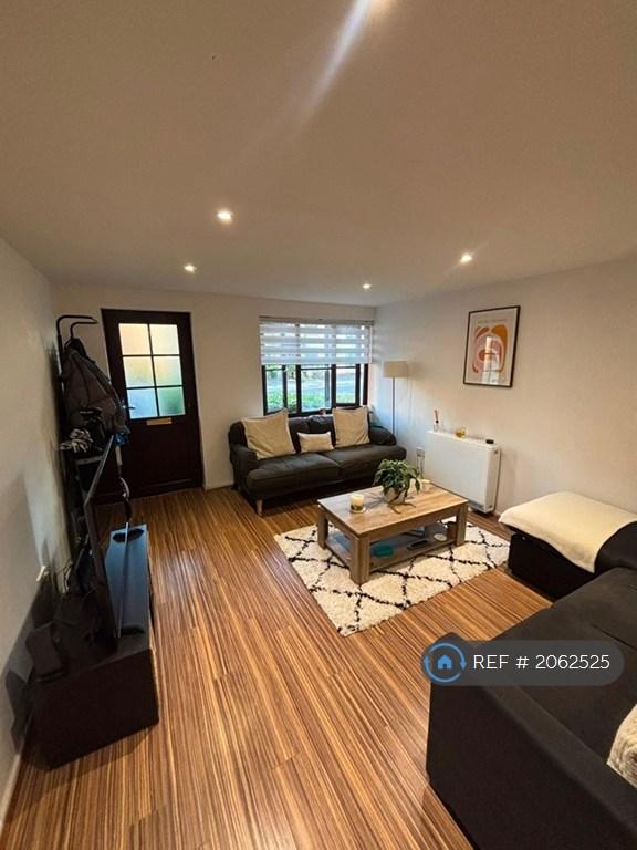Flat Foxwell Street in Greater London