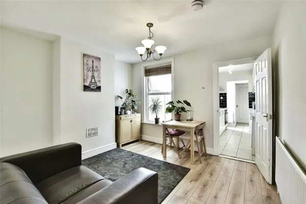 Flat Allen Street in Maidstone