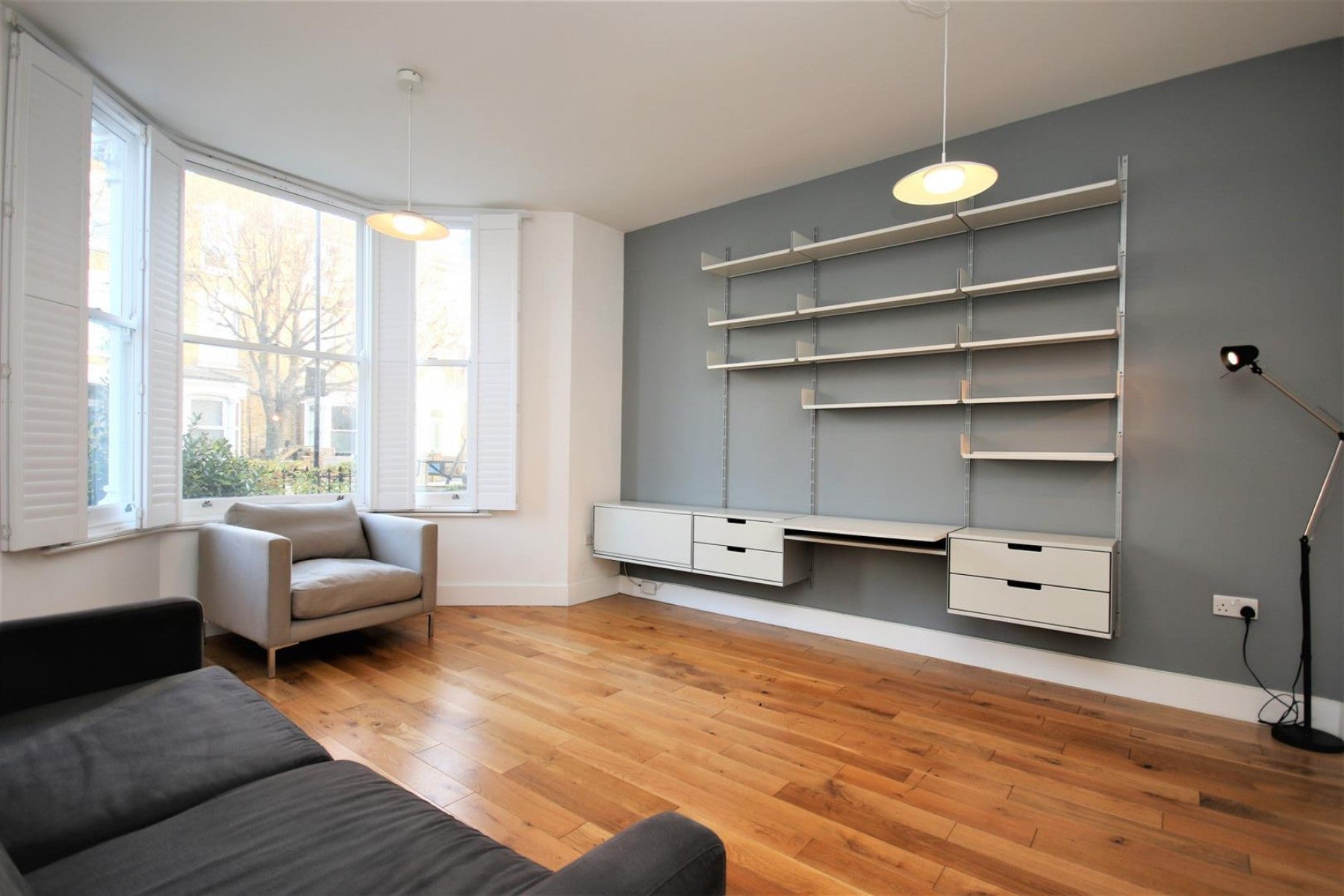 Flat Wilberforce Road in Greater London