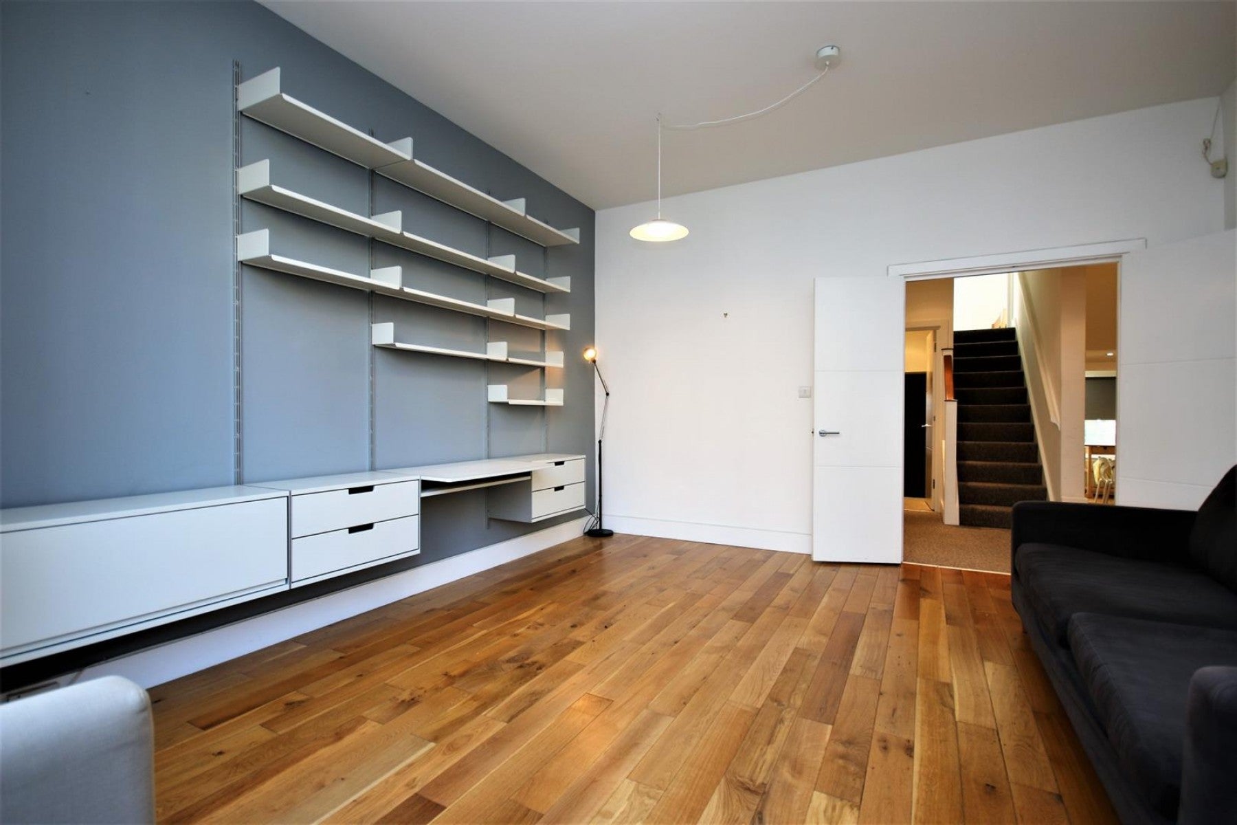 Flat Wilberforce Road in Greater London