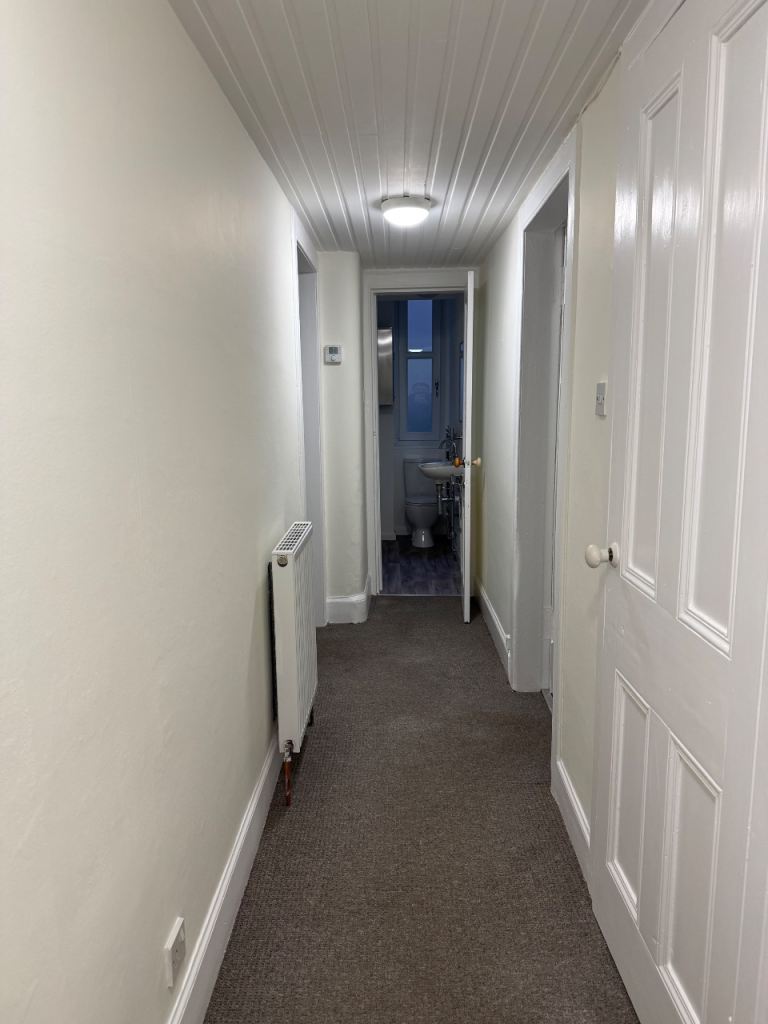 Flat Milton Street in City of Edinburgh