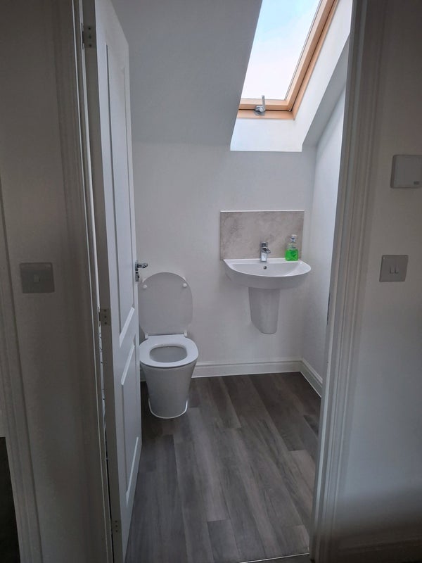 Room Ansell Street in Basildon