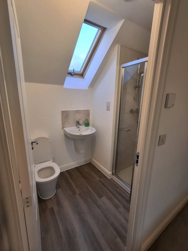 Room Ansell Street in Basildon