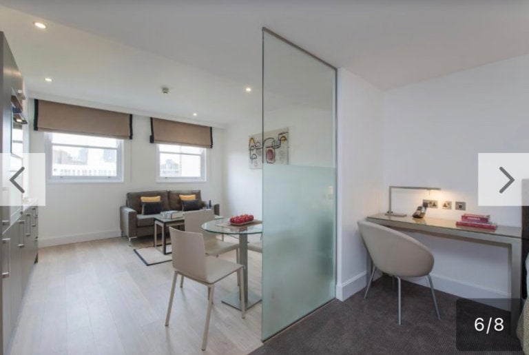 Flat Rosebery Avenue in Greater London