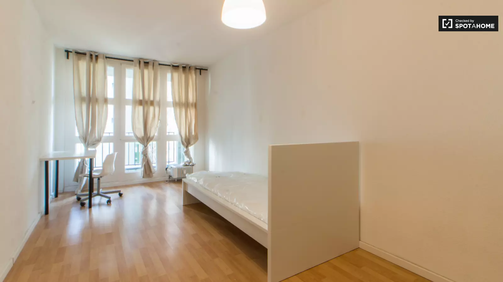 Zimmer Braunlager Straße in Berlin