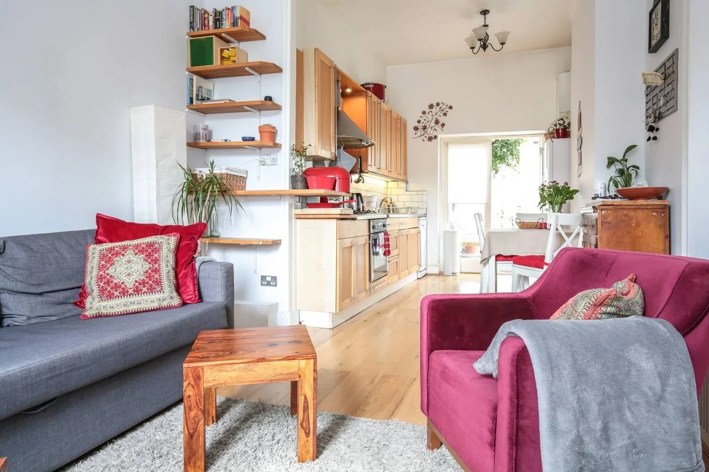 Flat Tollington Way in Greater London