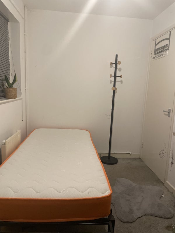 Room Gilbeys Yard in Greater London