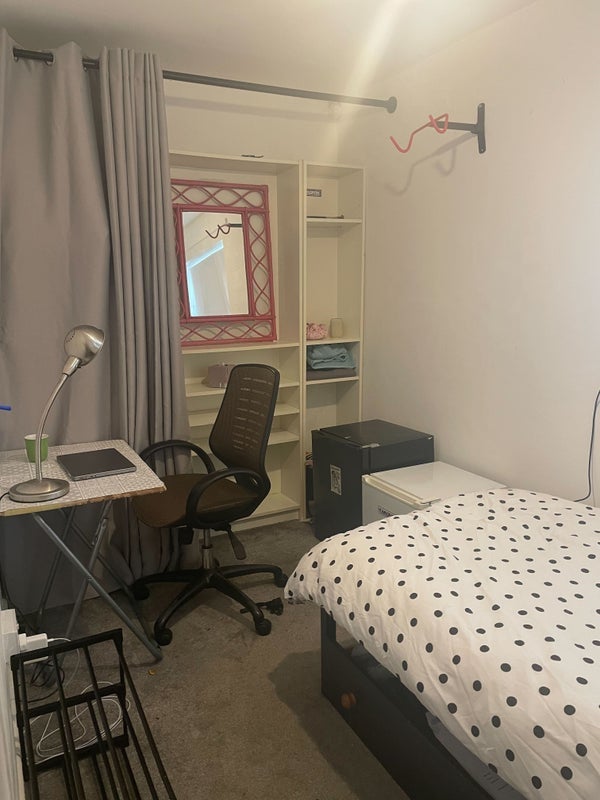 Room Gilbeys Yard in Greater London