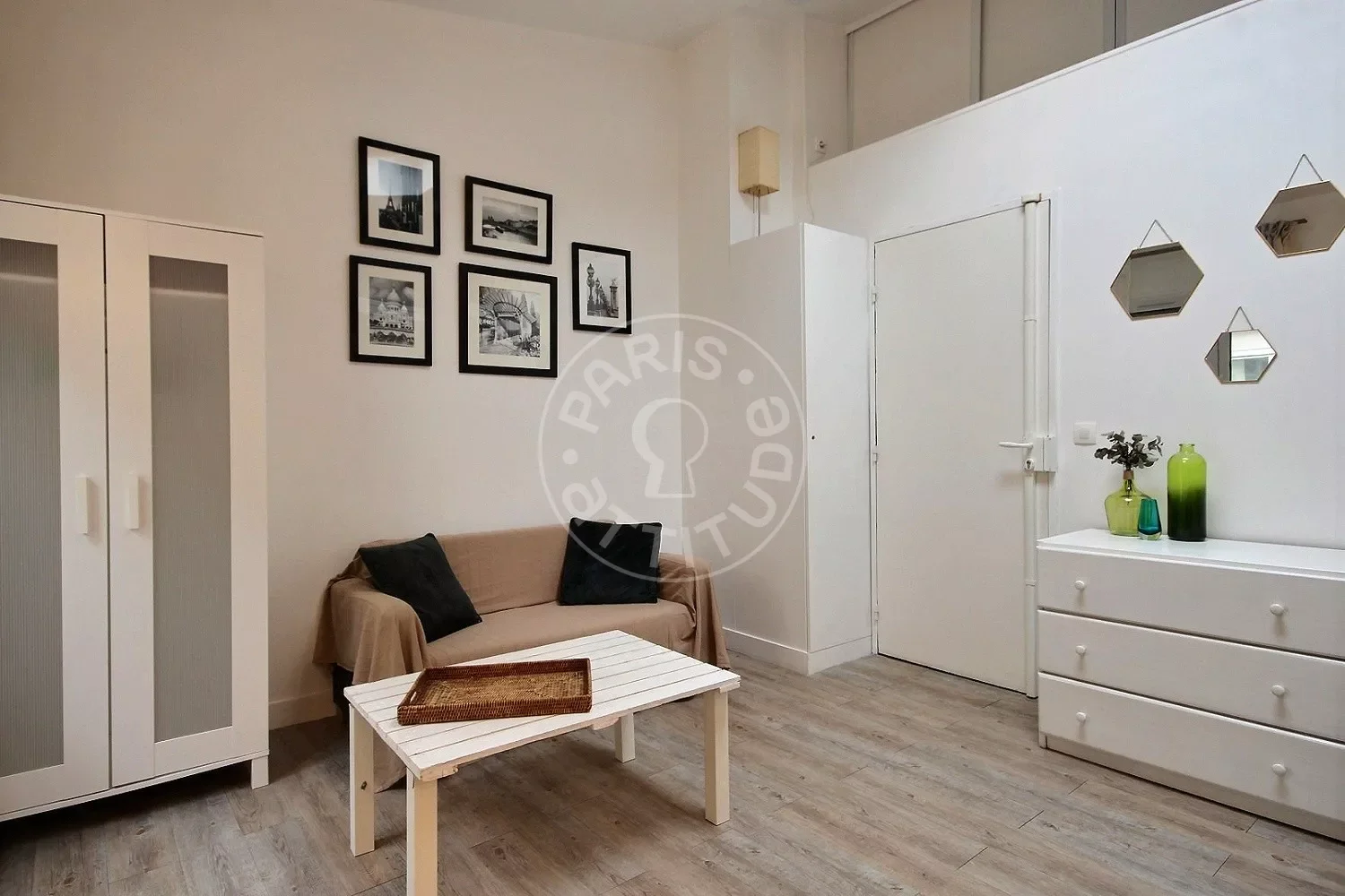 Appartement Rue Marguerite de Rochechouart à Paris