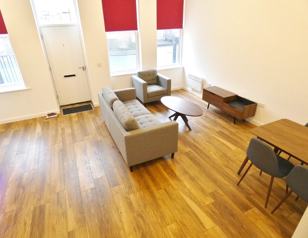 Flat Ribblesdale Place in Preston