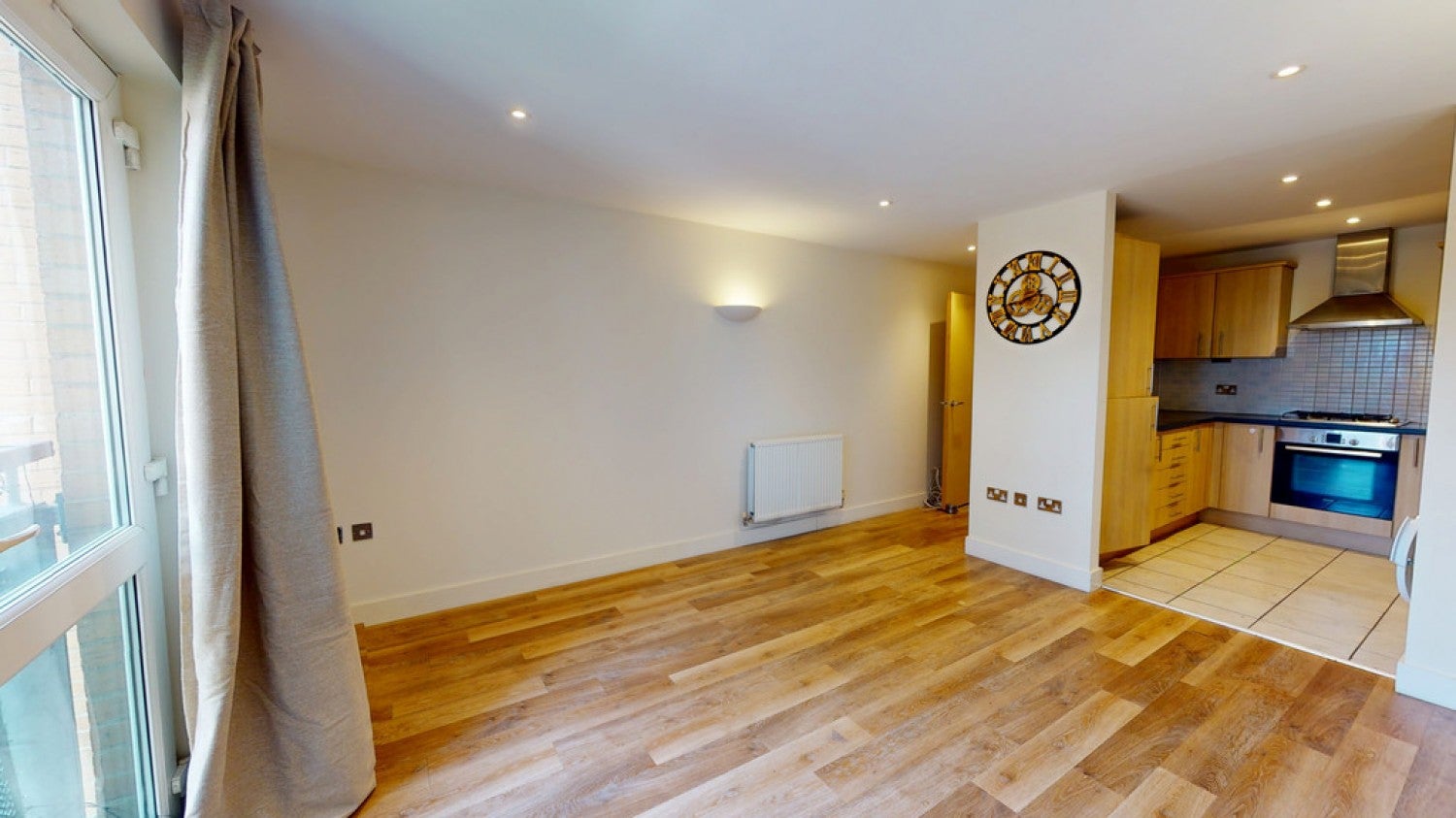 Flat Princess Elizabeth Way in Cheltenham