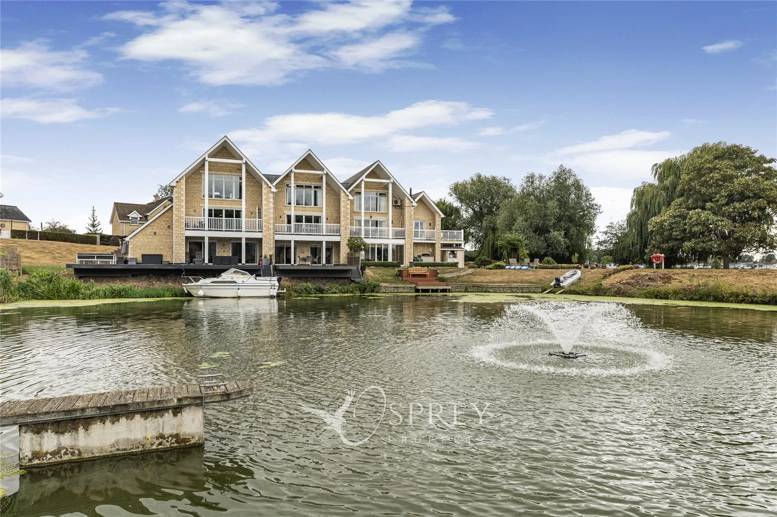 House Waters Edge in Huntingdonshire