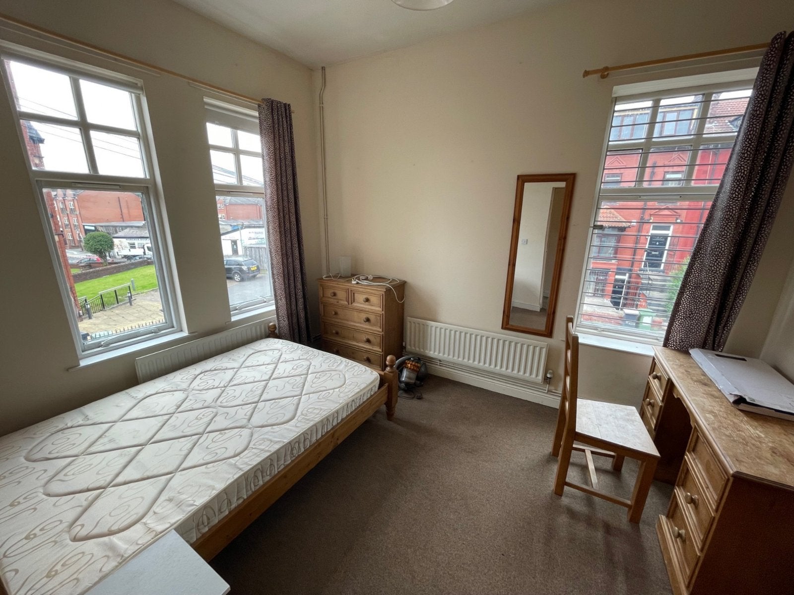 House Brudenell Avenue in Leeds