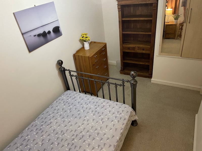 Room Ellsworth Street in Greater London