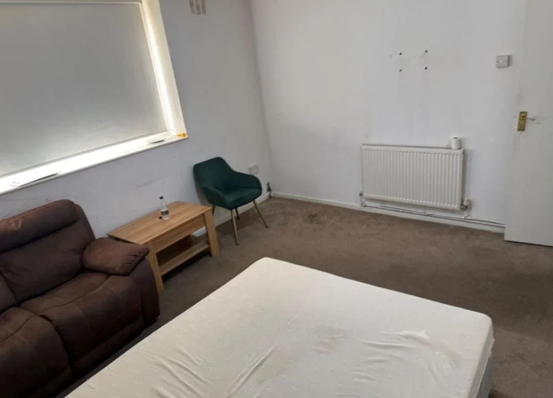 Room Pyrles Lane in Epping Forest