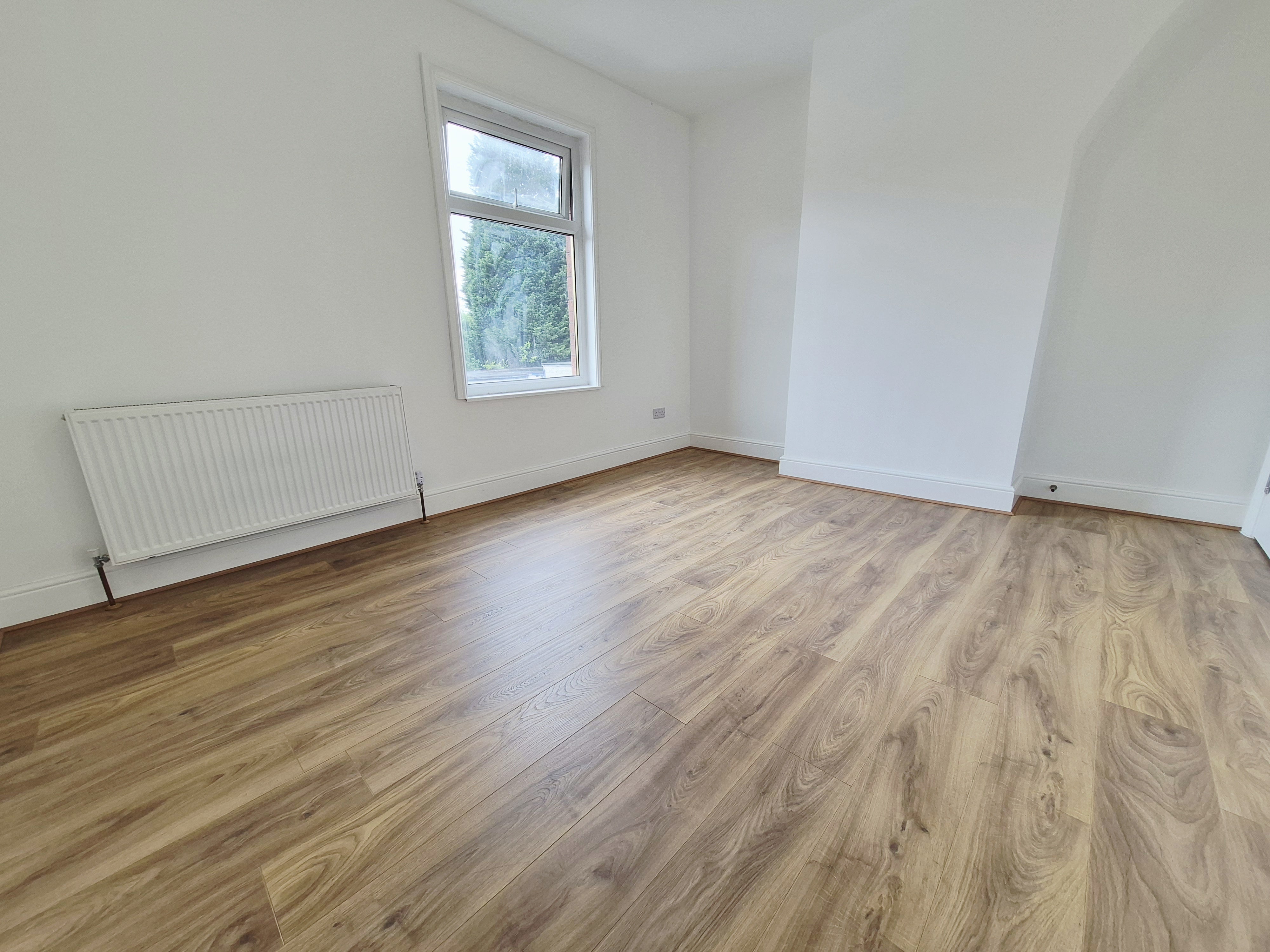 Flat Whalley New Road in Blackburn