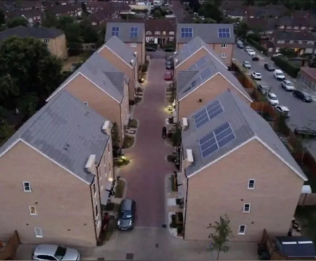 House Dorrington Close in Greater London