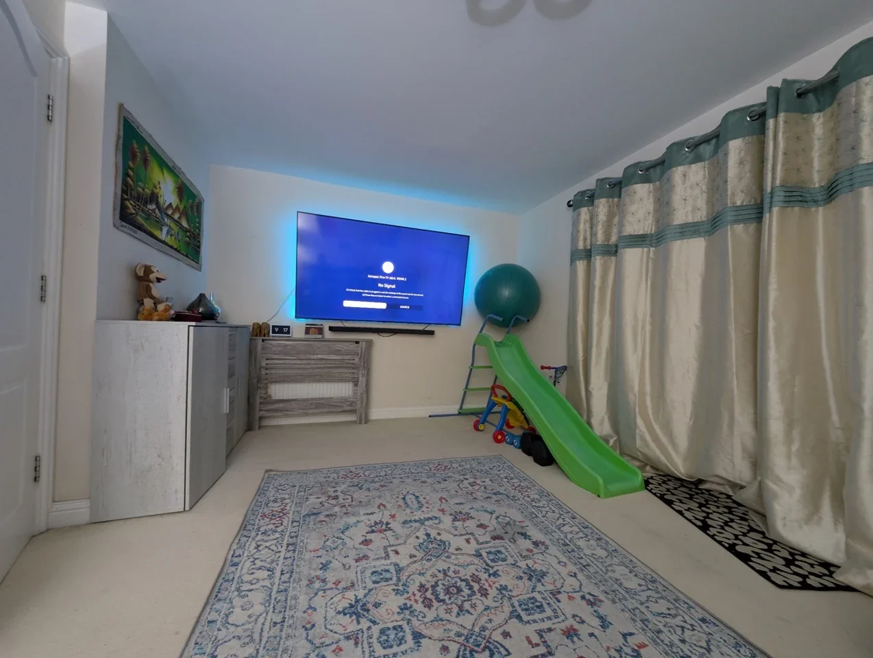 House Dorrington Close in Greater London