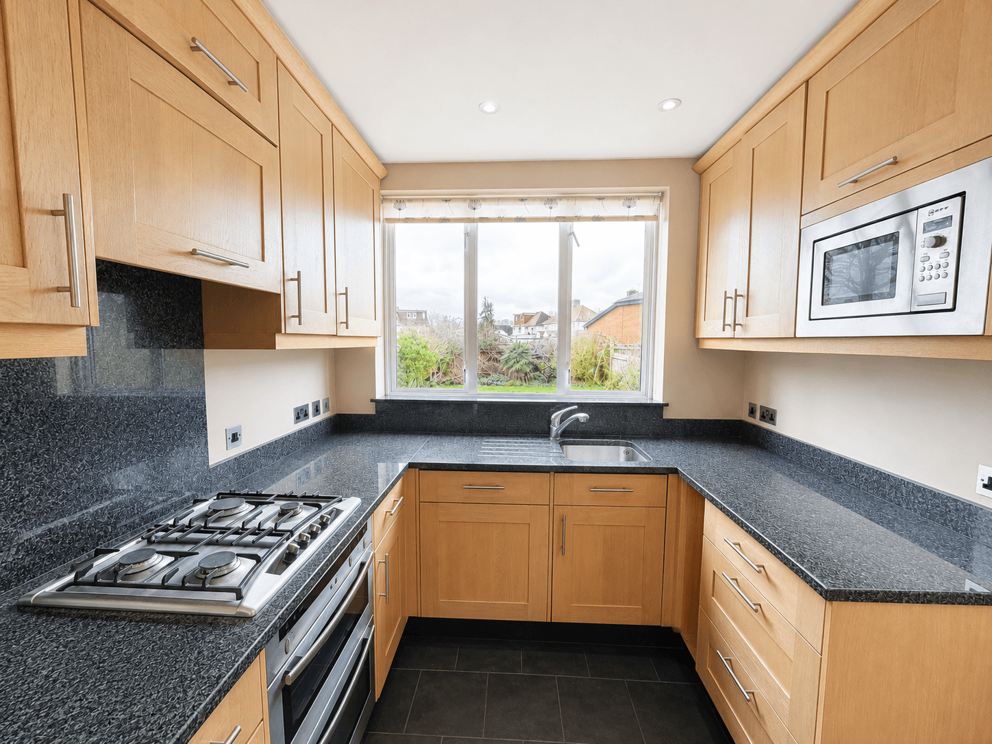 House Alfriston Avenue in Greater London