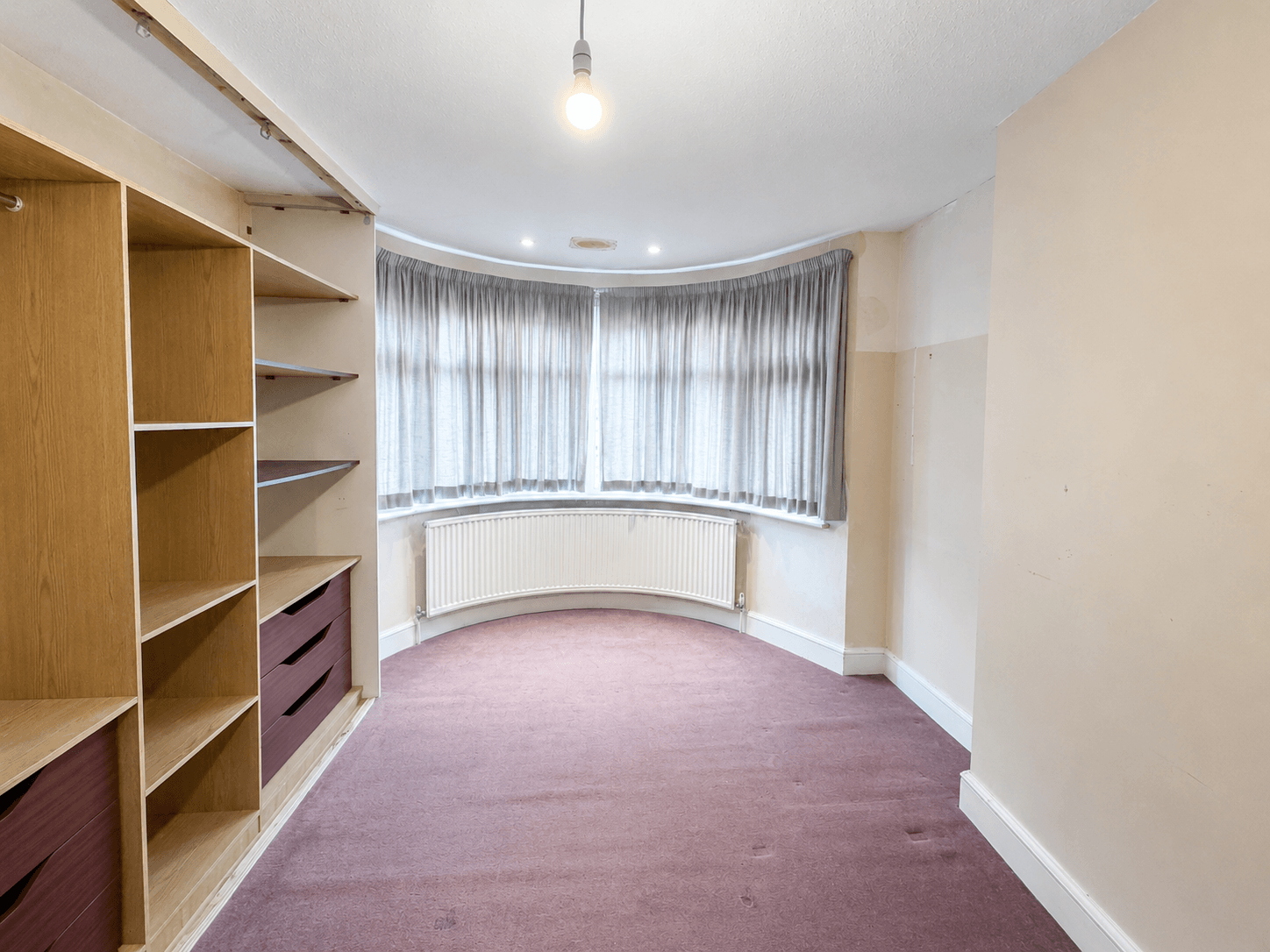 House Alfriston Avenue in Greater London