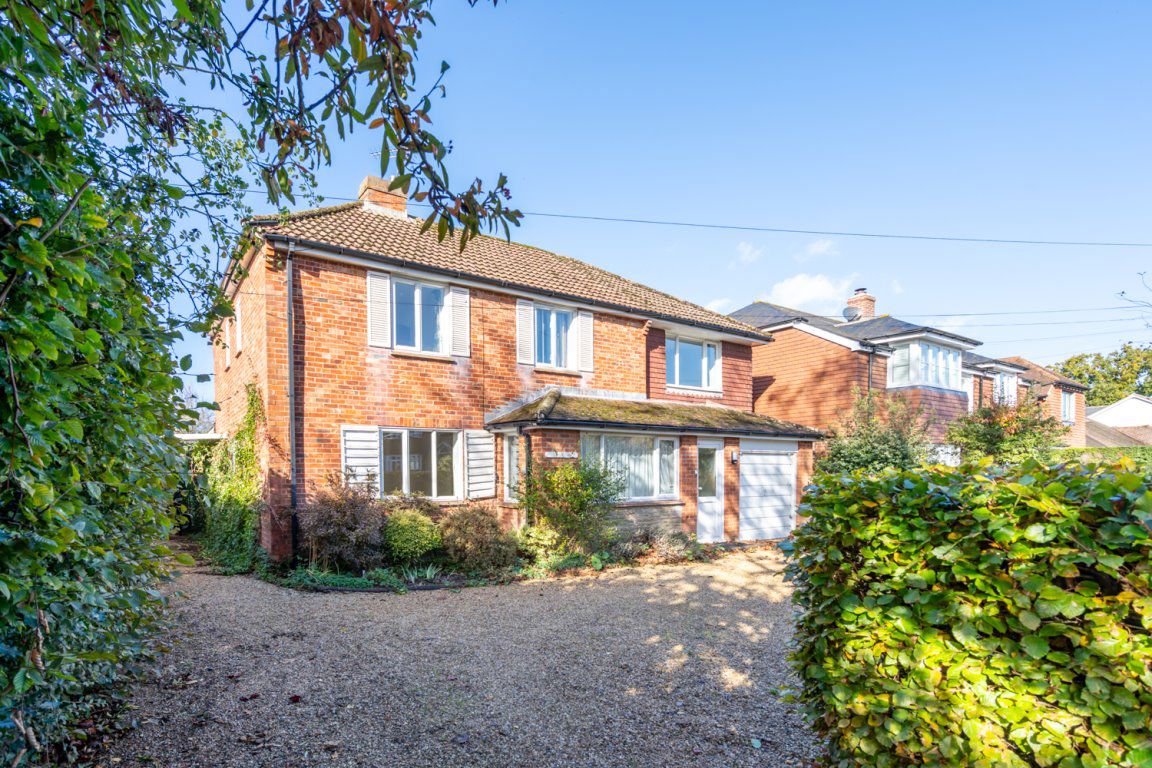 House Salterns Way in Chichester
