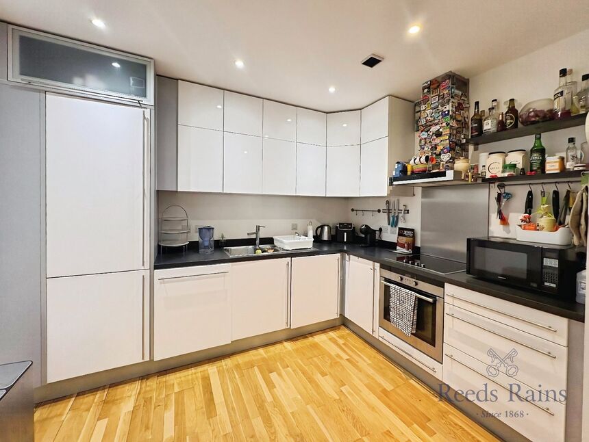 Flat Rumford Place in Liverpool