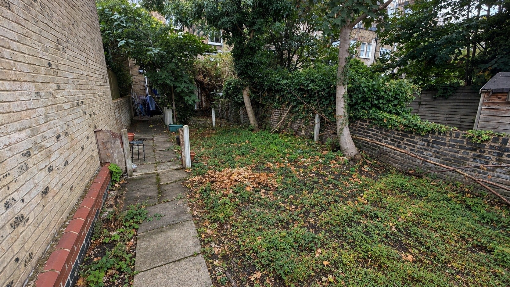 Flat Harecourt Road in Greater London