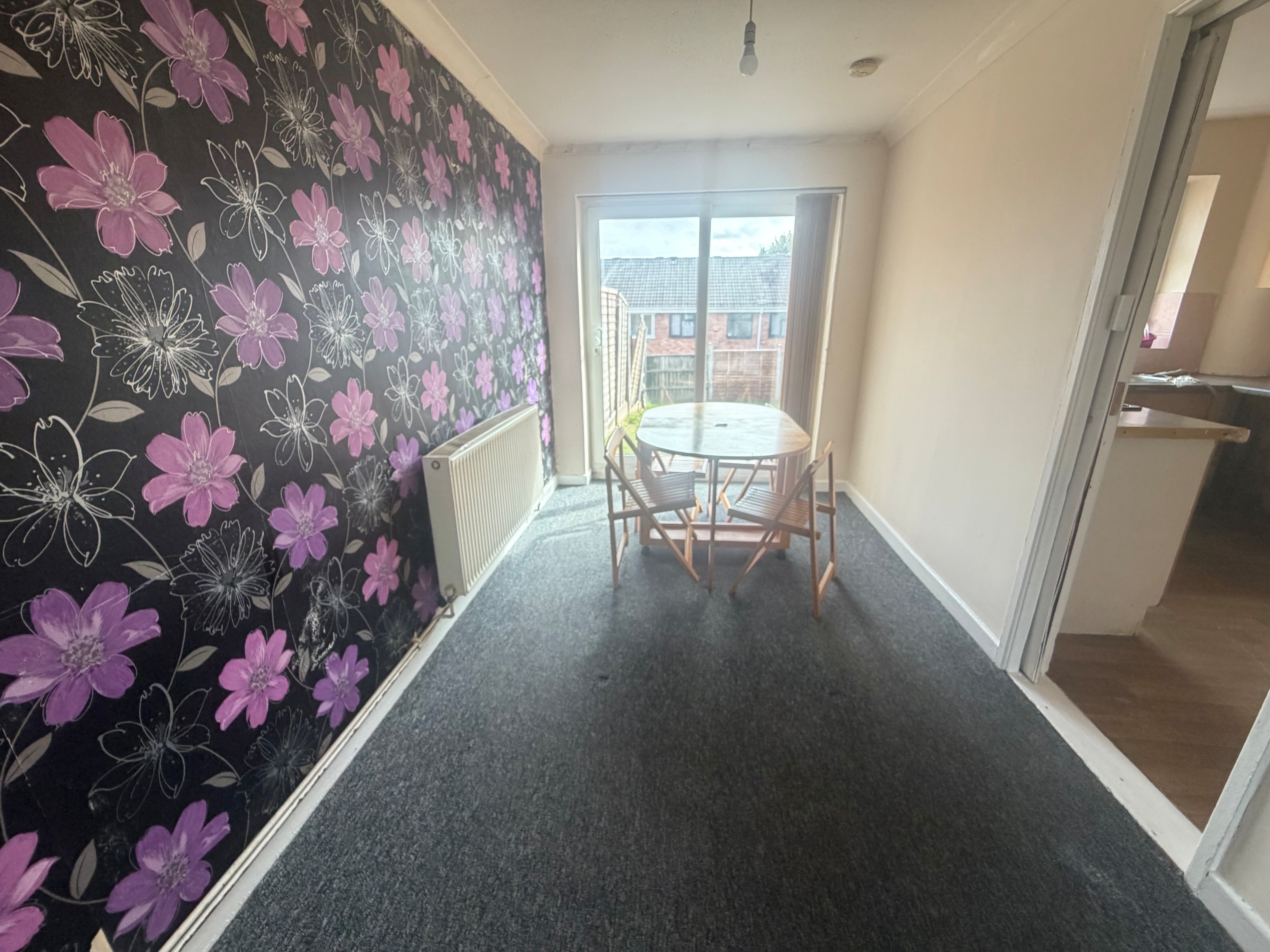 House Lewthorn Rise in Wolverhampton