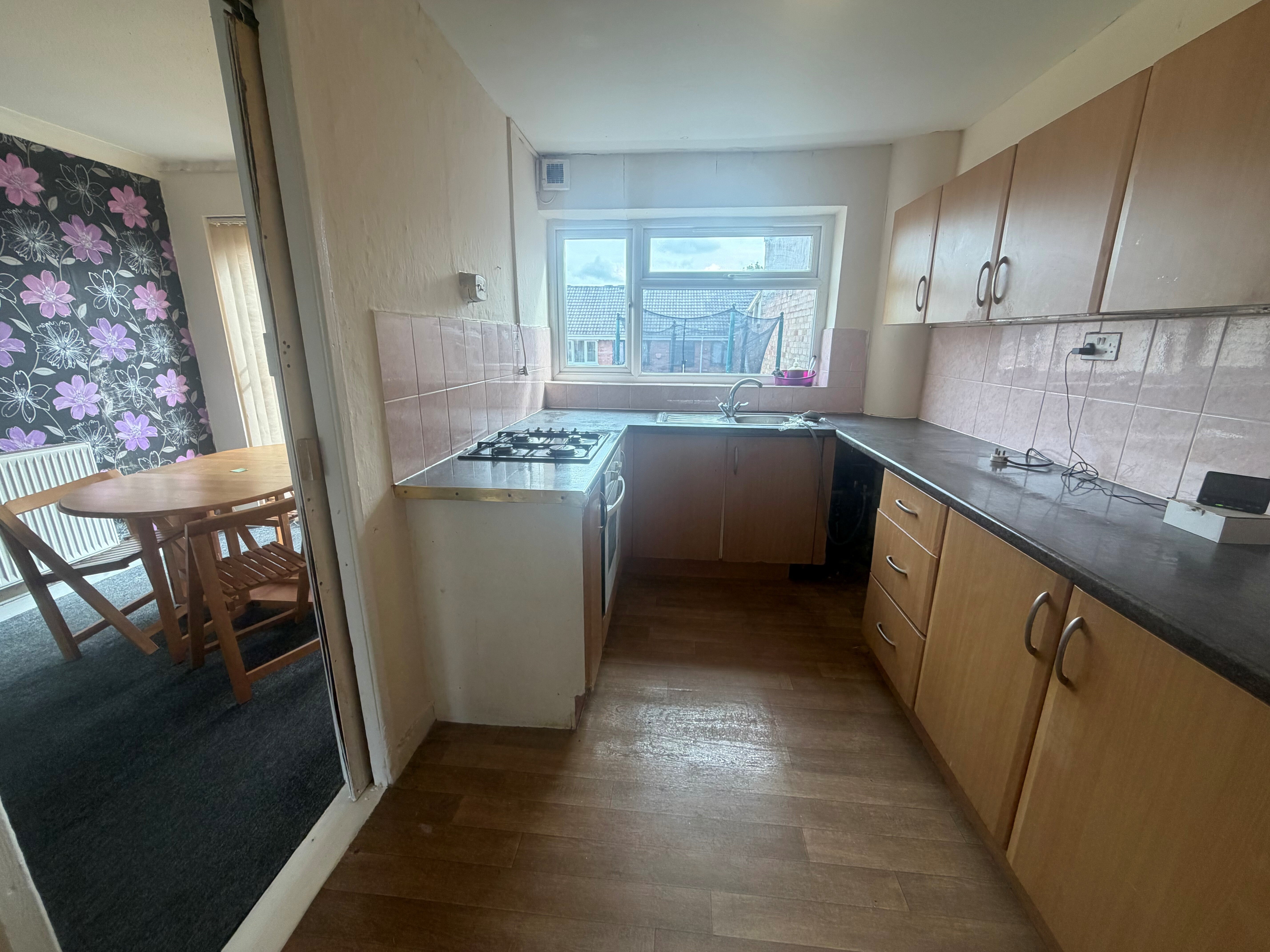 House Lewthorn Rise in Wolverhampton