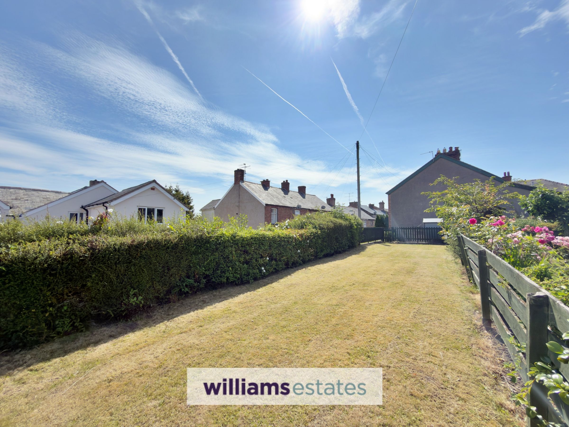 Flat Beacon's Hill in Denbigh