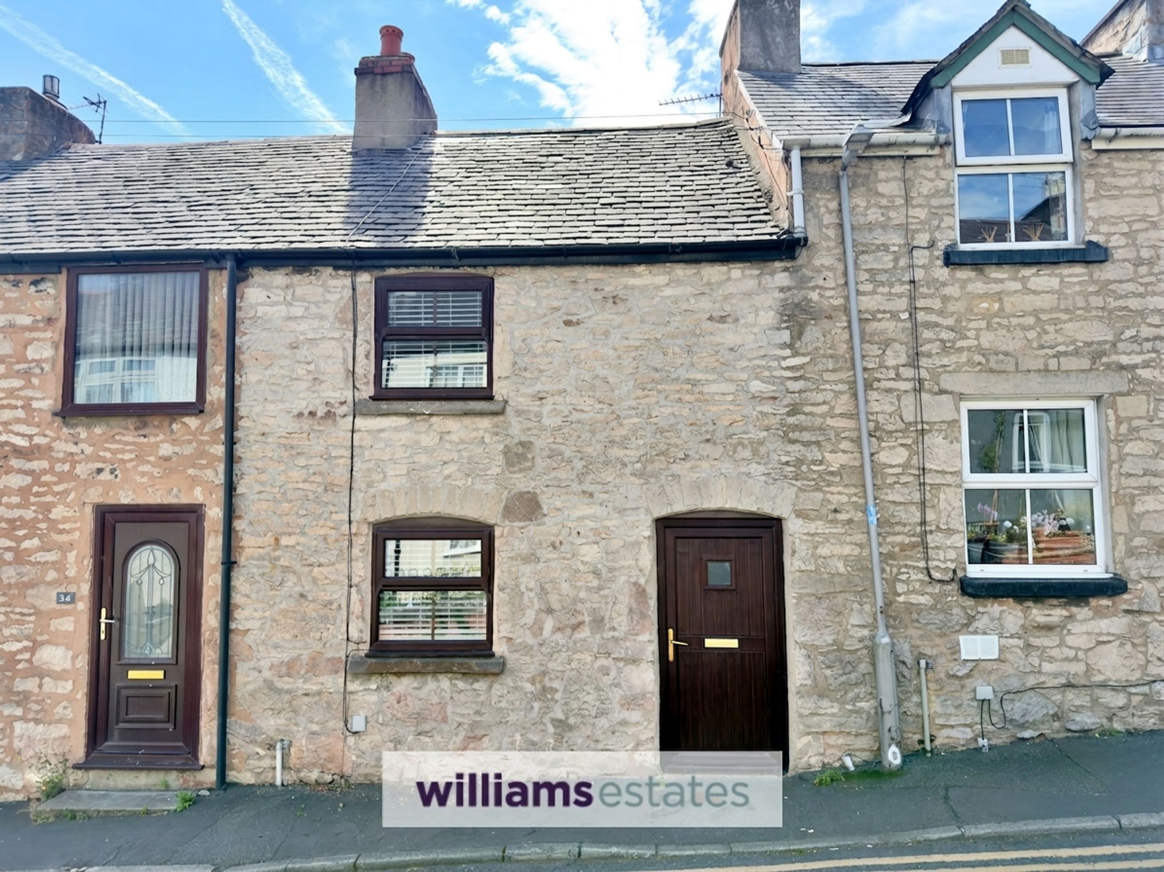 Flat Beacon's Hill in Denbigh