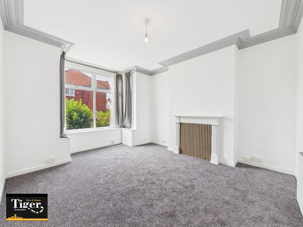 Flat Harley Road in Blackpool