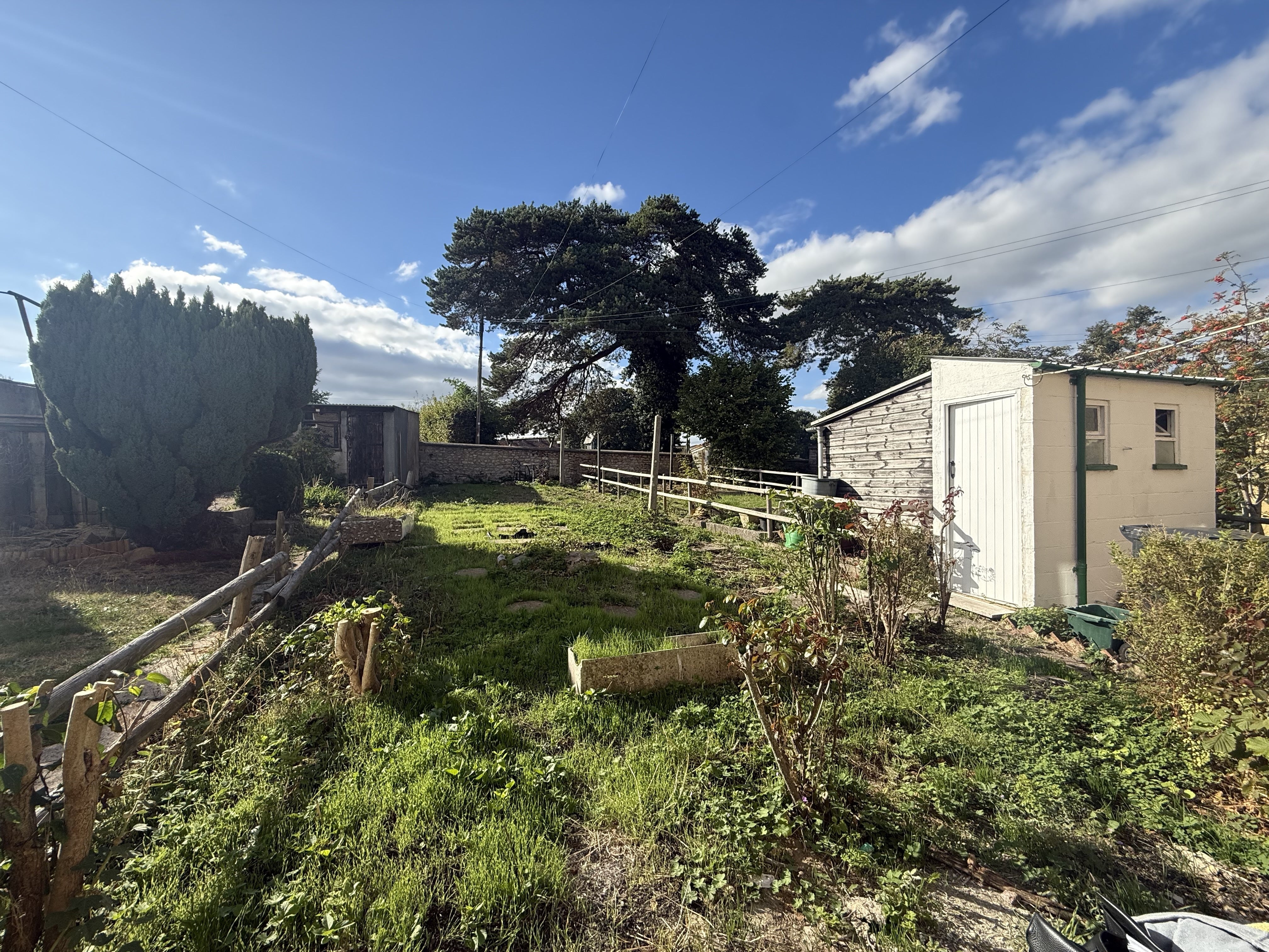 House Henhayes Lane in Crewkerne