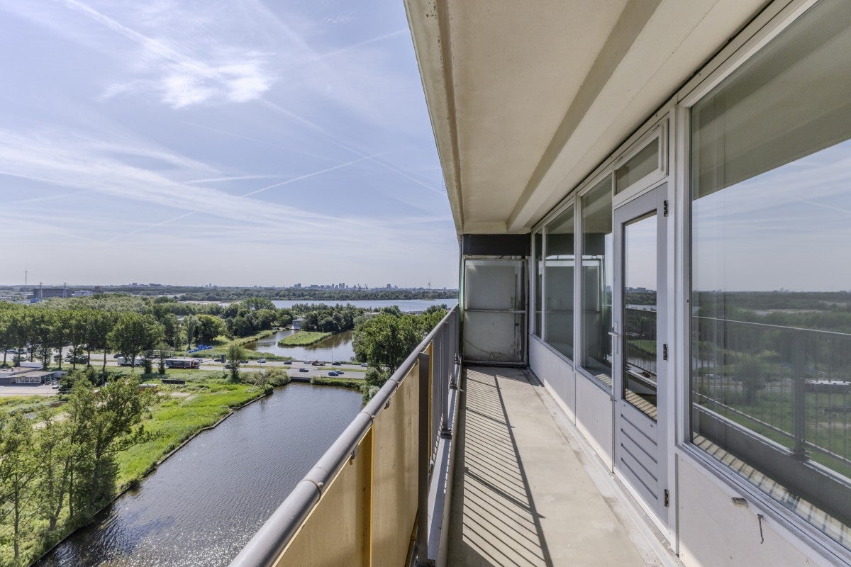 Appartement te koop: Oost-Dorsch 142, Zaandam