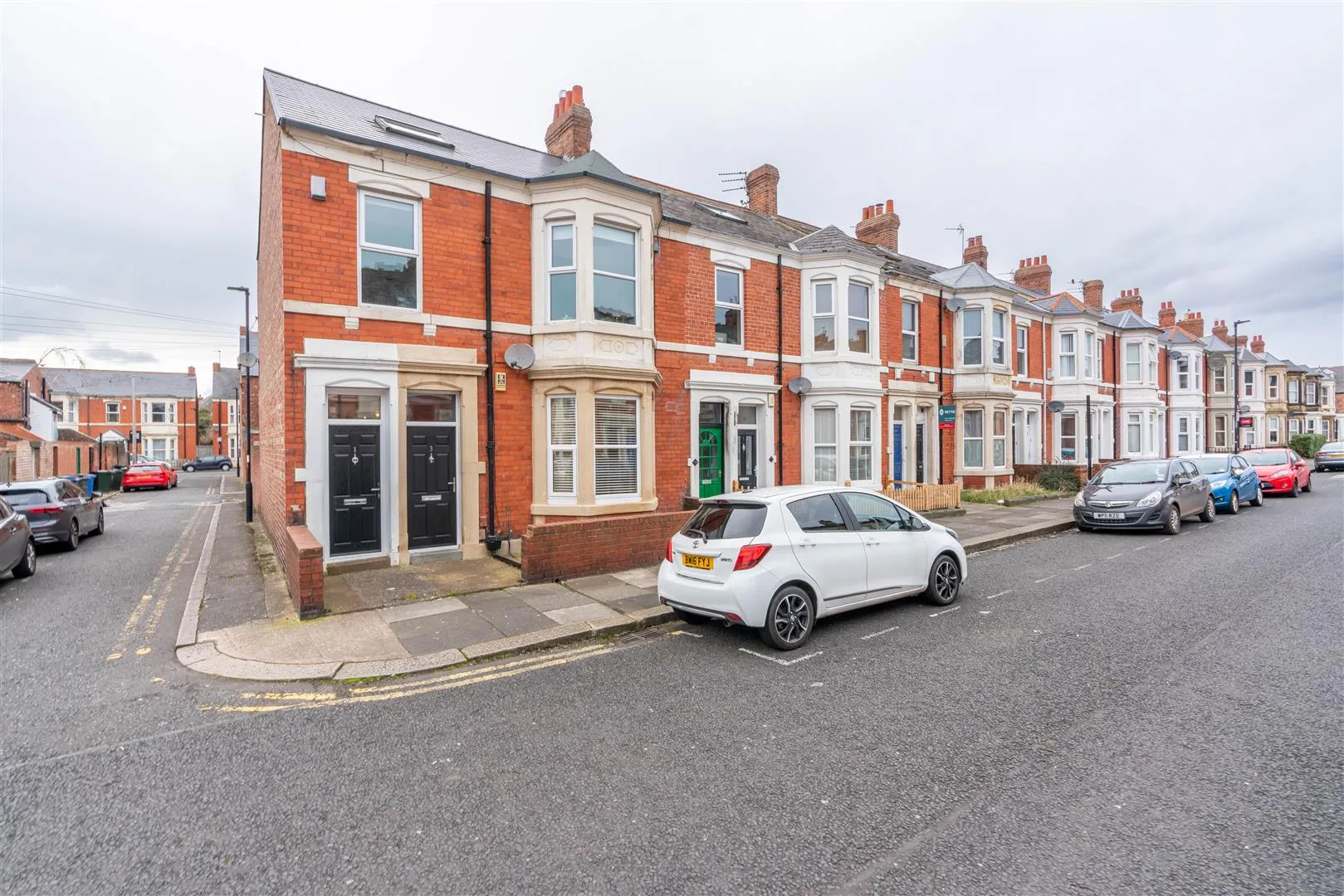Flat Myrtle Grove in Newcastle upon Tyne